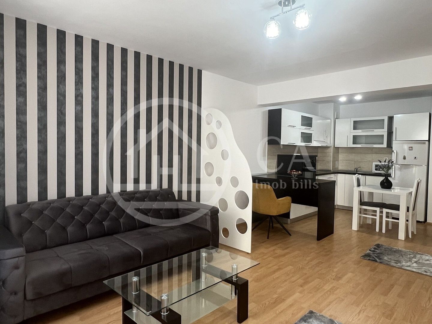 Apartament cu 2 camere de vanzare in Prima Nufarul Oradea - Poză 1