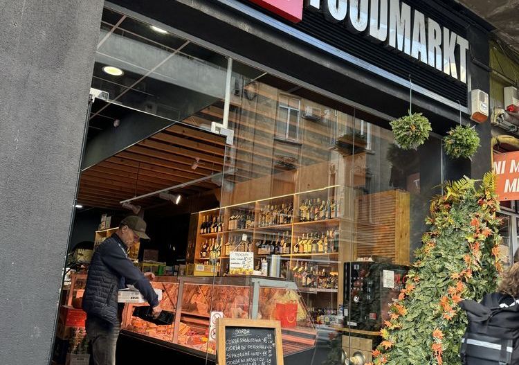 Spatiu comercial str Ion Brezoianu 11 - Poză 1