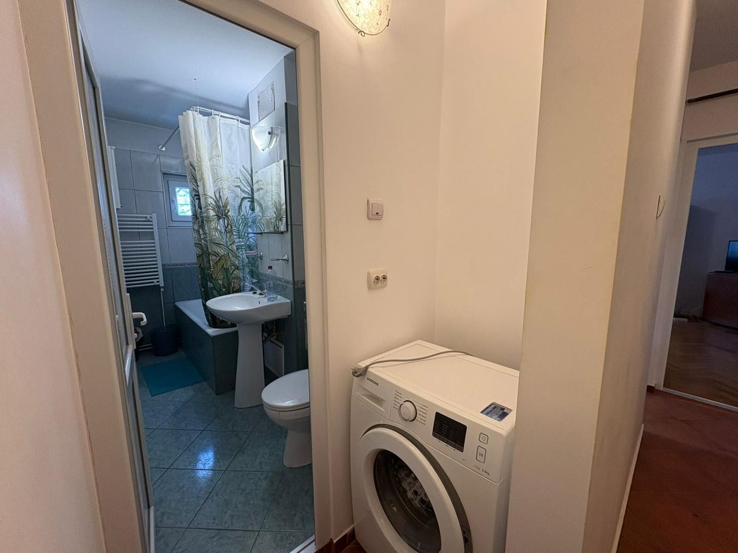 AP. 2 CAMERE VACARESTI, CENTRALA, BUCATARIE INCHISA, METROU 10 MINUTE - Poză 9