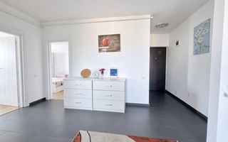 Apartament semidecomandat cu 3 camere, balcon, parcare, zona VIVO - Poză 10