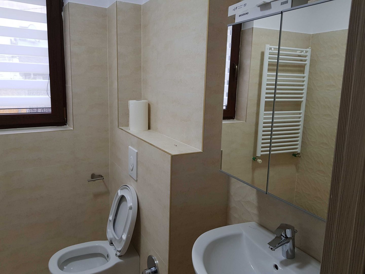 DE ÎNCHIRIAT: Apartament 3 camere – Piața Victoriei - Poză 6