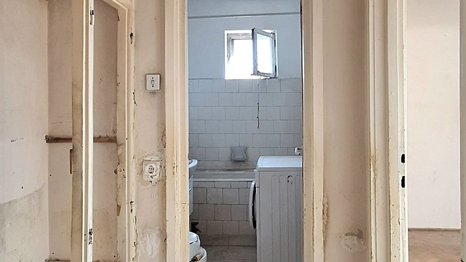 Apartament cu 2 camere - Piata Victoriei - Poză 9