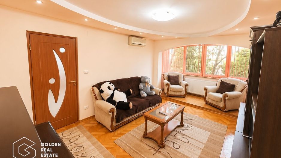 Apartament superb, 2 camere, etaj 1, C. Romanilor - Poză 3