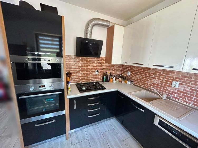 Casa de vanzare, semimobilat, pod, loc parcare curte - Chiajna - Poză 5