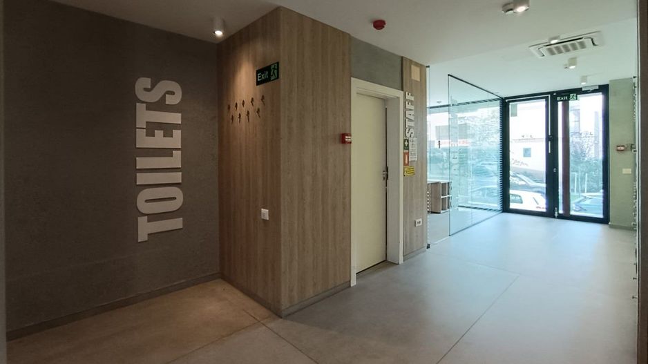 Inchiriem spatiu comercial 202 mp zona Coresi - Poză 18