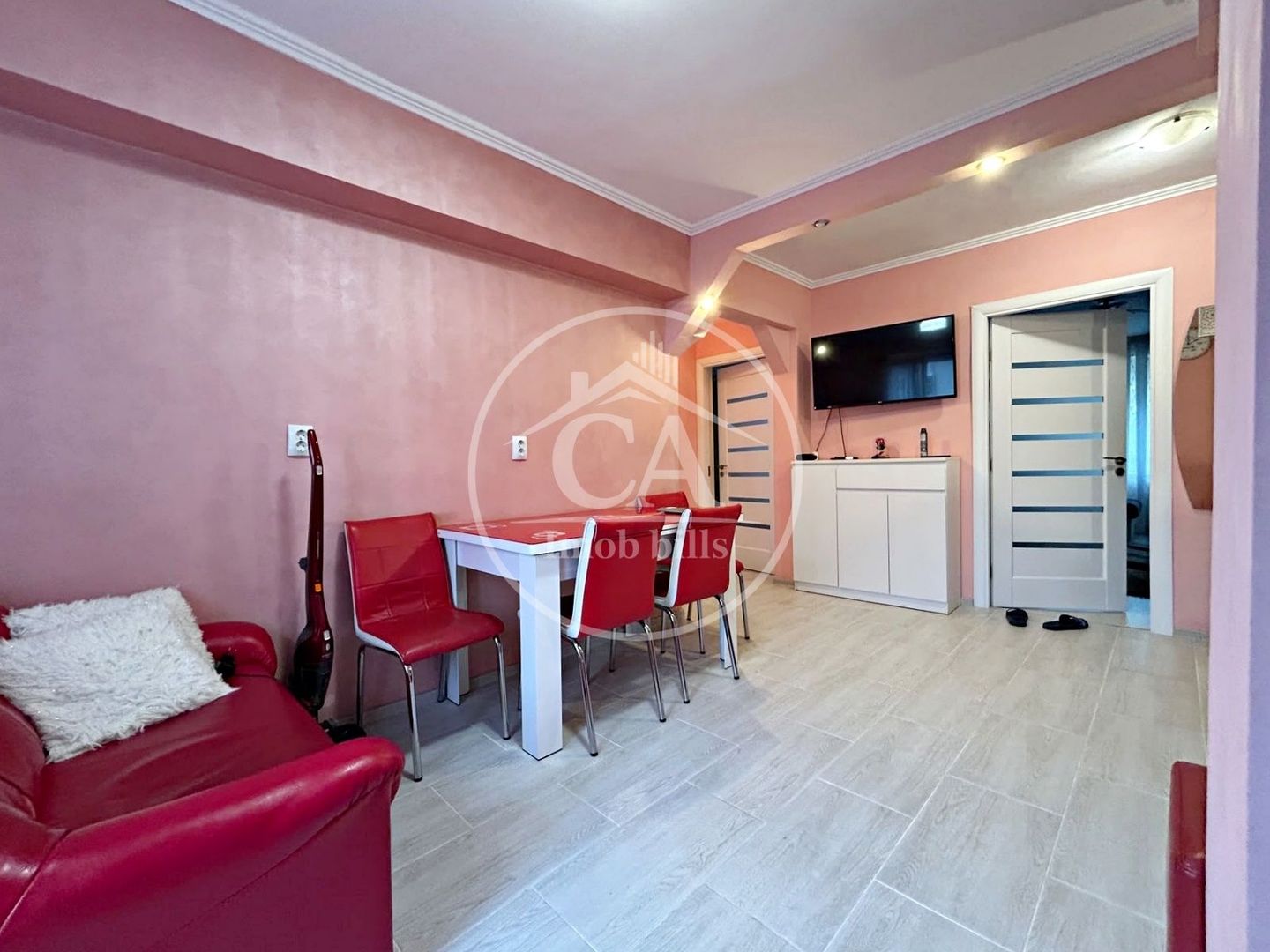 Apartament cu 3 camere de închiriat in zona Rogerius , Oradea - Poză 2
