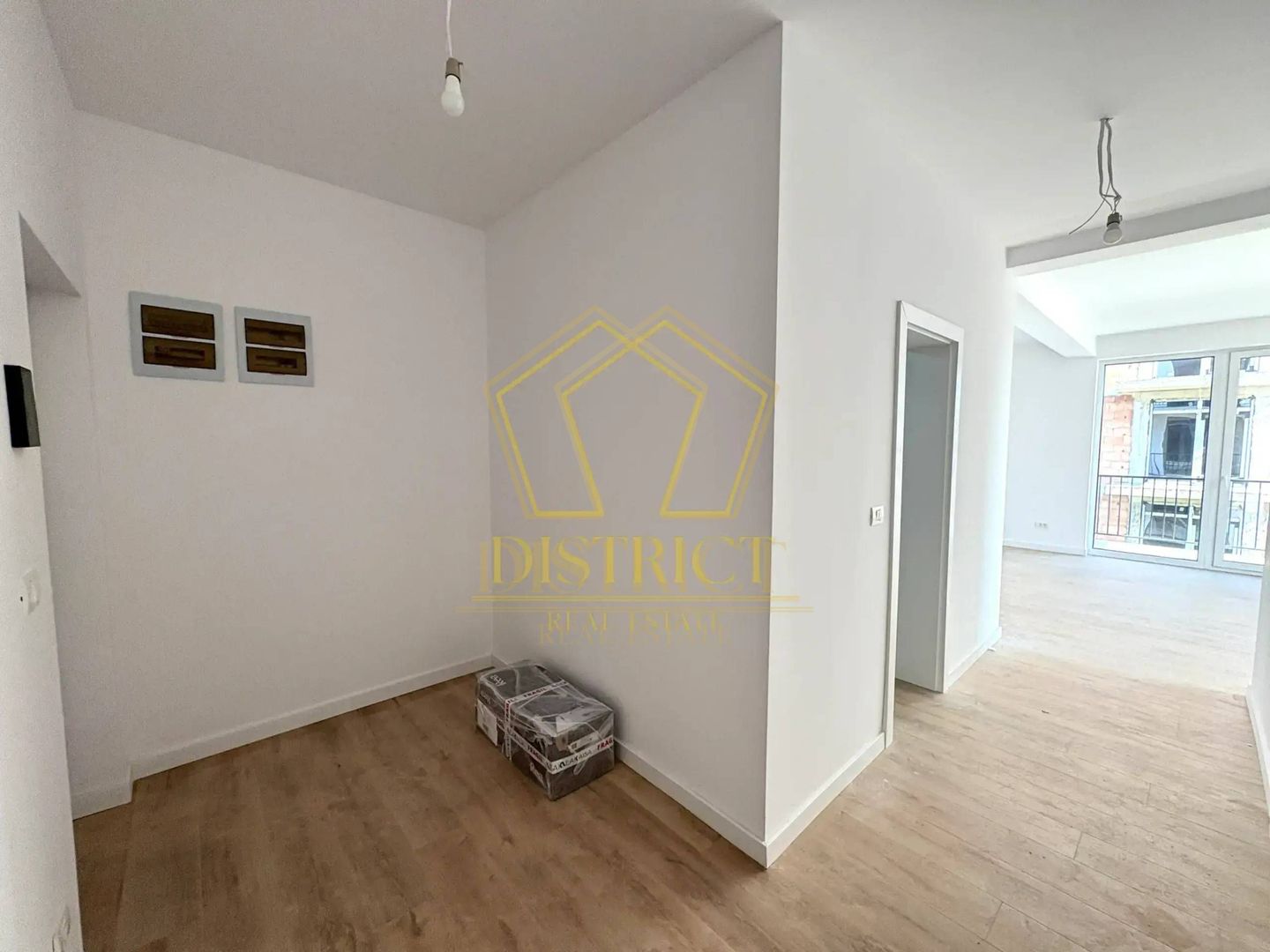 Apartament spațios cu 2 camere si 2 locuri de parcare | Mosnita Noua - Poză 6