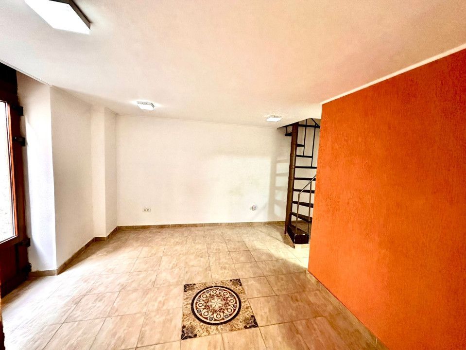 Oportunitate comerciala! Spatiu comercial situat in inima orasului,85mp-3 camere - Poză 4