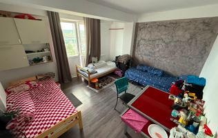 3 CAMERE DECOMANDAT--ETAJ 1-- ROND MALL MOLDOVA