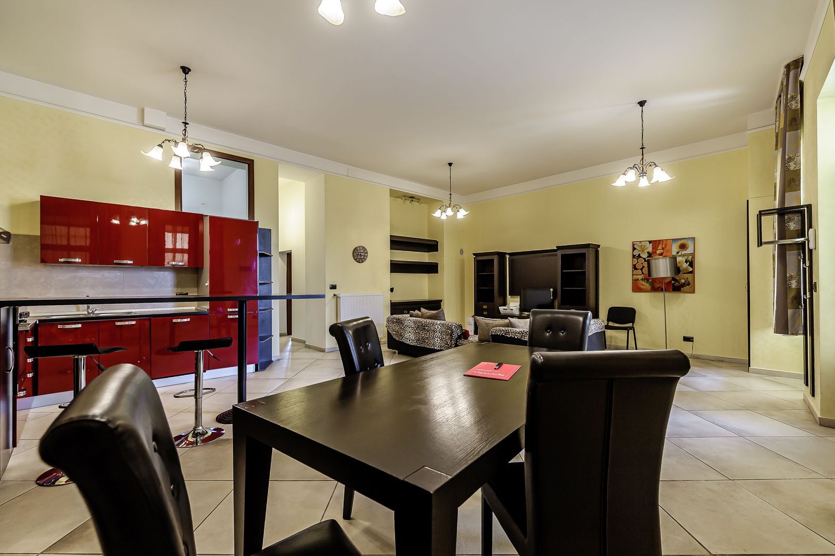 Apartament de vis, b-dul Revolutiei nr 83, Etajul 1. - Poză 4