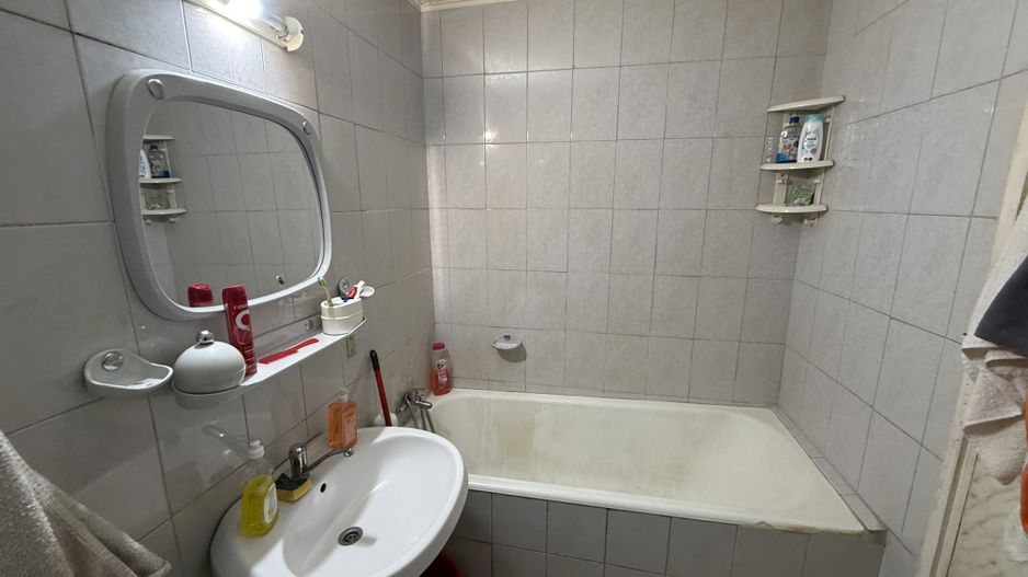 Apartament 2 camere 53,5 mp etaj 6 strada Moinesti- drumul taberei - Poză 7