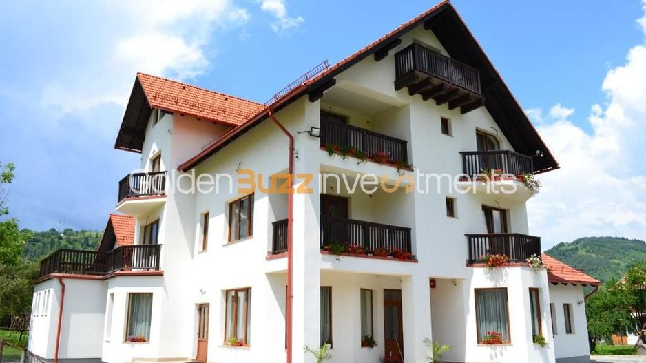 Oportunitate de Investiție – Hotel de Vânzare în Moieciu de Jos - Poză 1