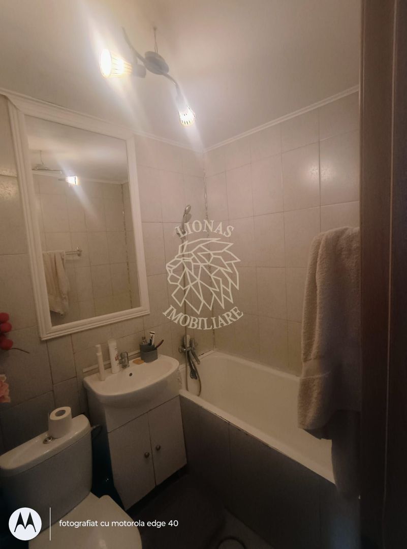 Apartament doua camere Gherla central strada Mesteacanului - Poză 10
