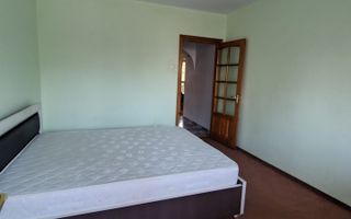 Apartament de vânzare, zona PODU ROȘ, 3 camere, semidecomandat, etaj 1 - Poză 5