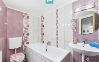 Apartament două camere Bulevardul Revoluției - Poză 6