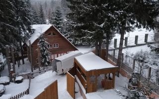 Pensiune 10 camere in statiunea Muntele Baisorii - Poză 23