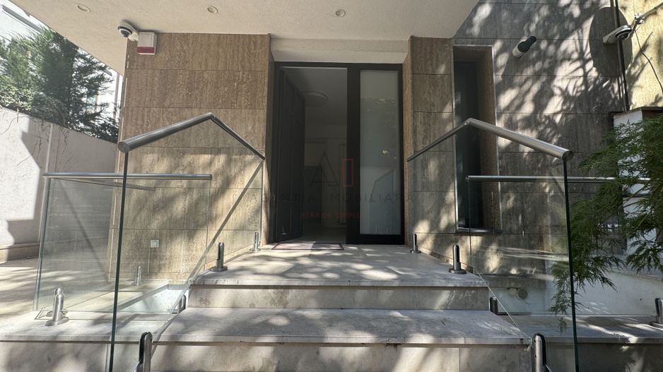 Vila modernă de închiriat în Primăverii – Metrou Aviatorilor - Poză 1