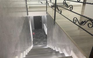 Gata de locuit! Vanzare casa cu 6 camere in Targoviste - Poză 14