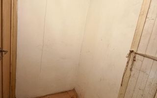 De vanzare apartament cu 3 camere pe strada Izlazului! - Poză 8