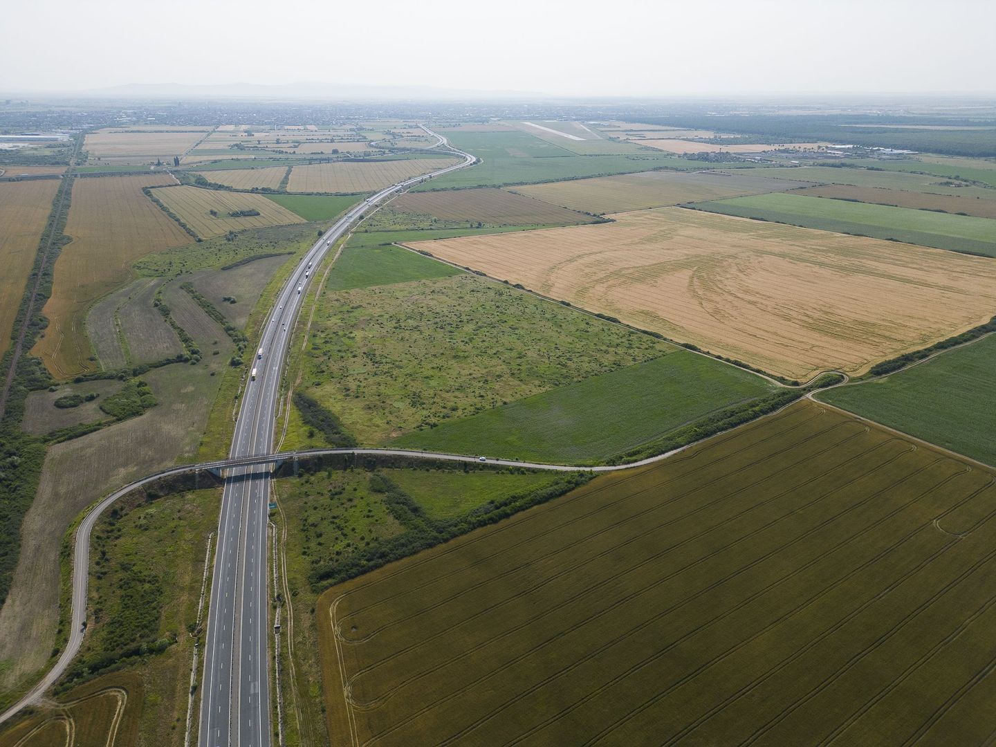 Teren 12 ha la Autostrada A1 cu PUZ aprobat - Poză 5