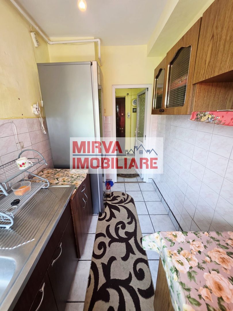 Apartament 2 camere semidecomandat | Ultracentral | Etaj 3 - Poză 15