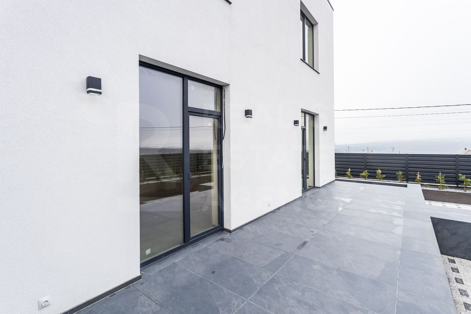 Vânzare, casă, 2 nivele, str. Mihai Eminescu, Cruzești - Poză 5