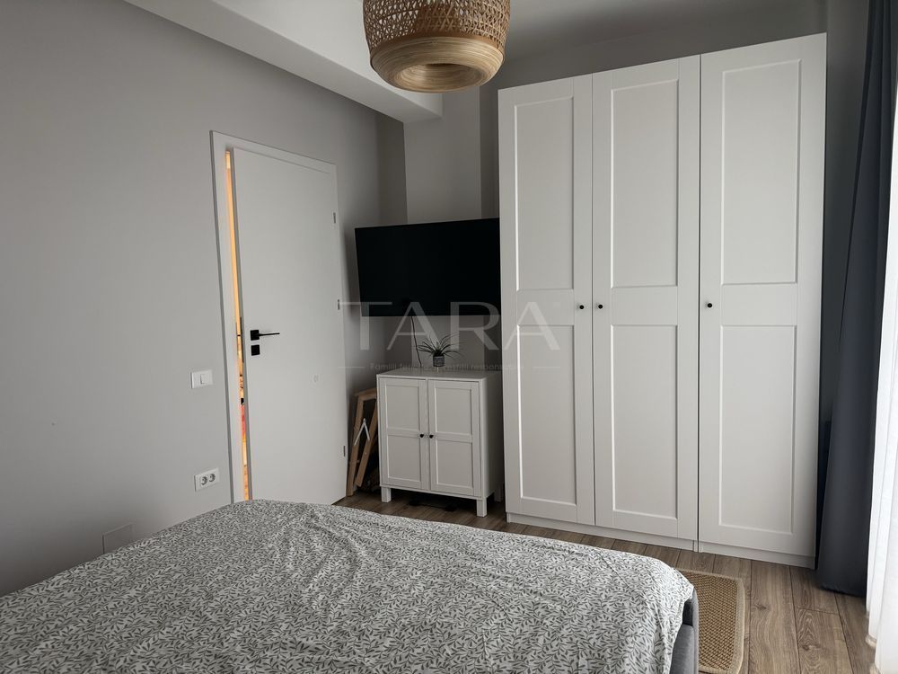 Apartament cu 2 camere de vânzare - Zona Străzii Paris. - Poză 5