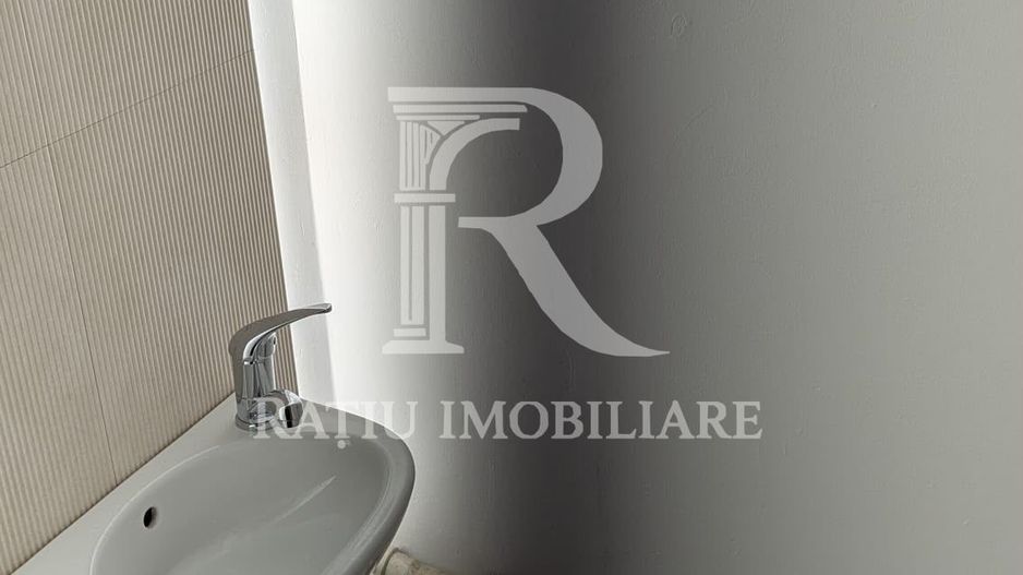 De inchiriat | Spatiu multifuncional | central | Oradea - Poză 3