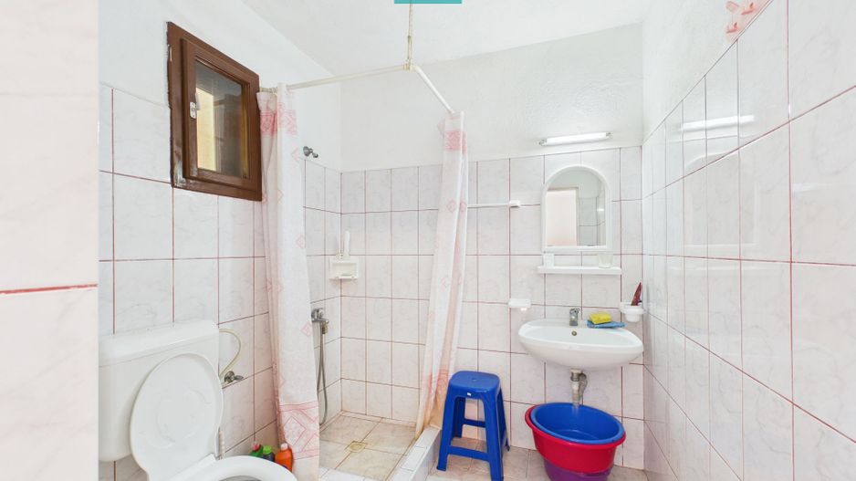 Casă cu teren 2877 mp, orașul Ineu - Poză 7