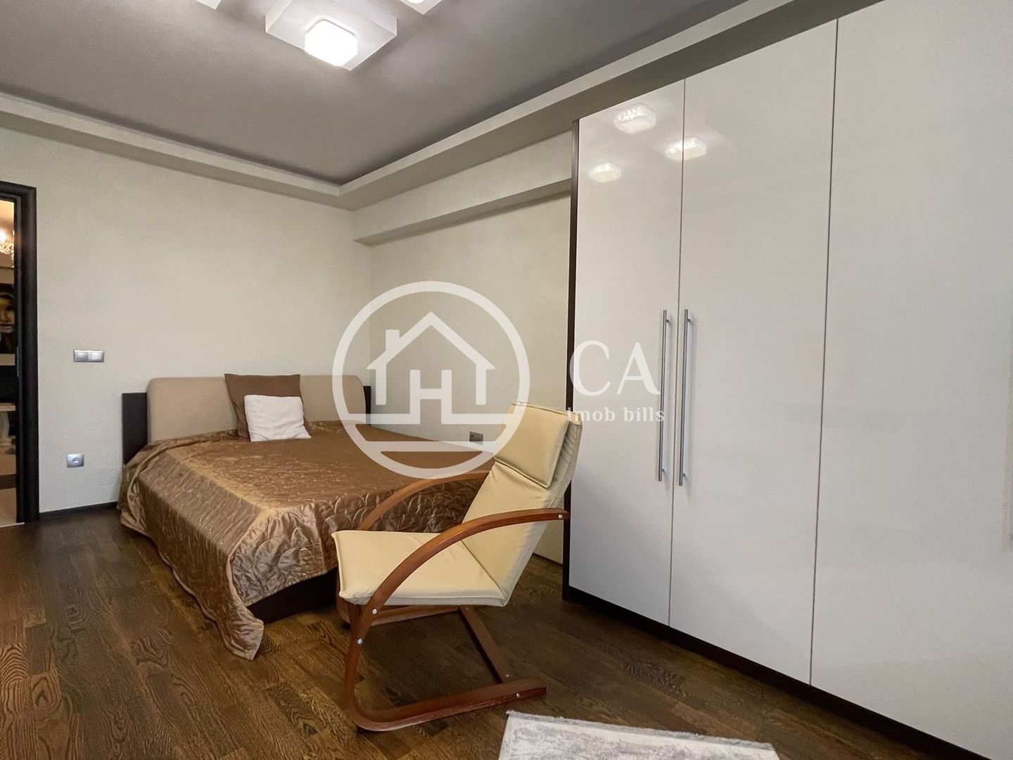 Apartament de vanzare cu 3 camere Lux  în Nufarul Plazza, Oradea - Poză 9