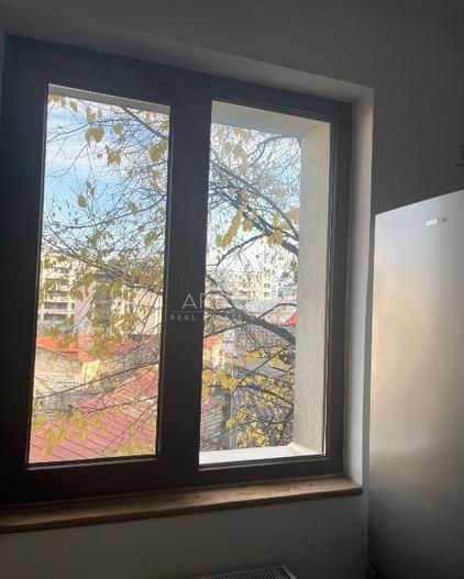 Inchiriere 2 camere Piata Unirii metrou renovat prima chirie - Poză 11