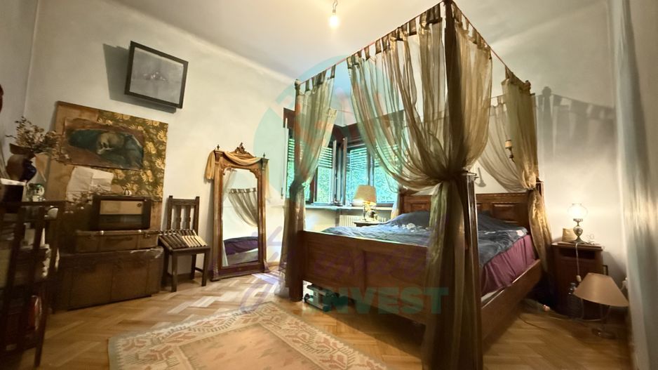 Apartament interbelic cu grădină și garaj - Poză 8