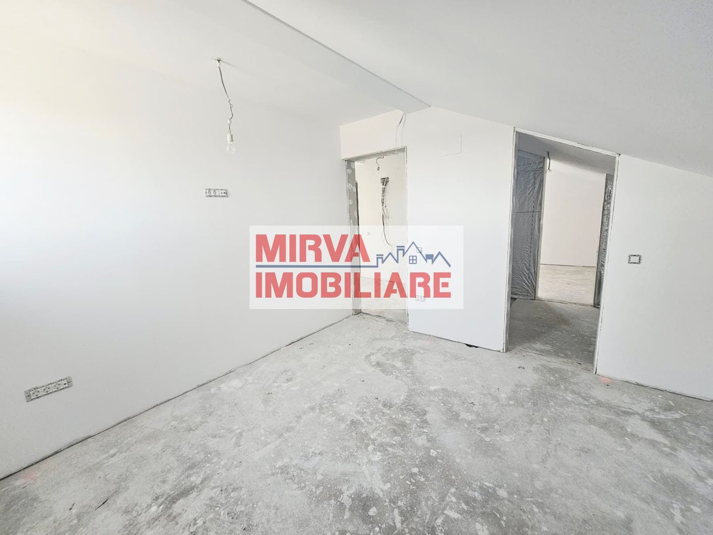 🏡 Casă la gri, 5 camere – Târgșoru Vechi - Poză 32