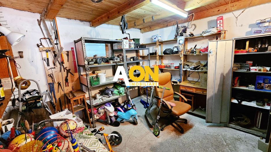 Casa cu 2 corpuri de cladire, 744 mp teren, toate utilitatile, Micesti - Poză 20