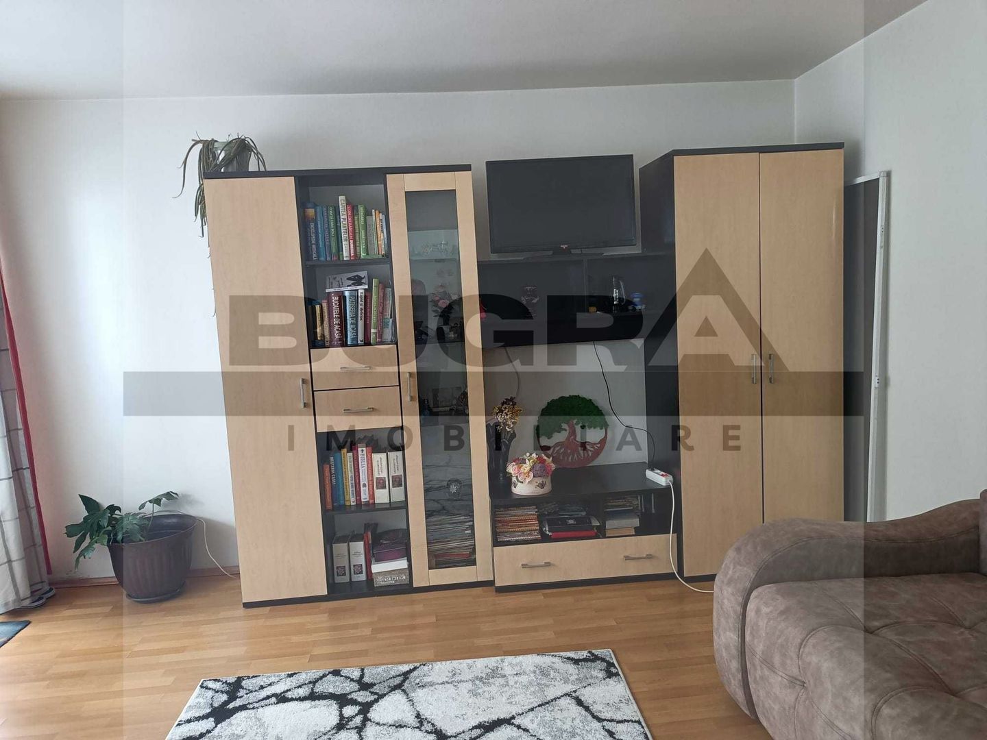 Apartament 2 camere, decomandat, 54 mp, terasa, zona Restaurant Regal - Poză 1