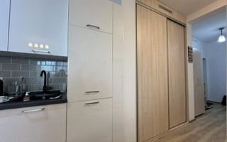 Etaj 1. Mobilat si utulat. Loc de parcare - Poză 5