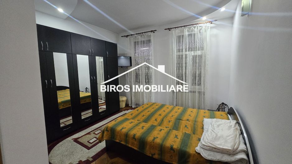 Casa Sfintii Apostoli - Poză 3
