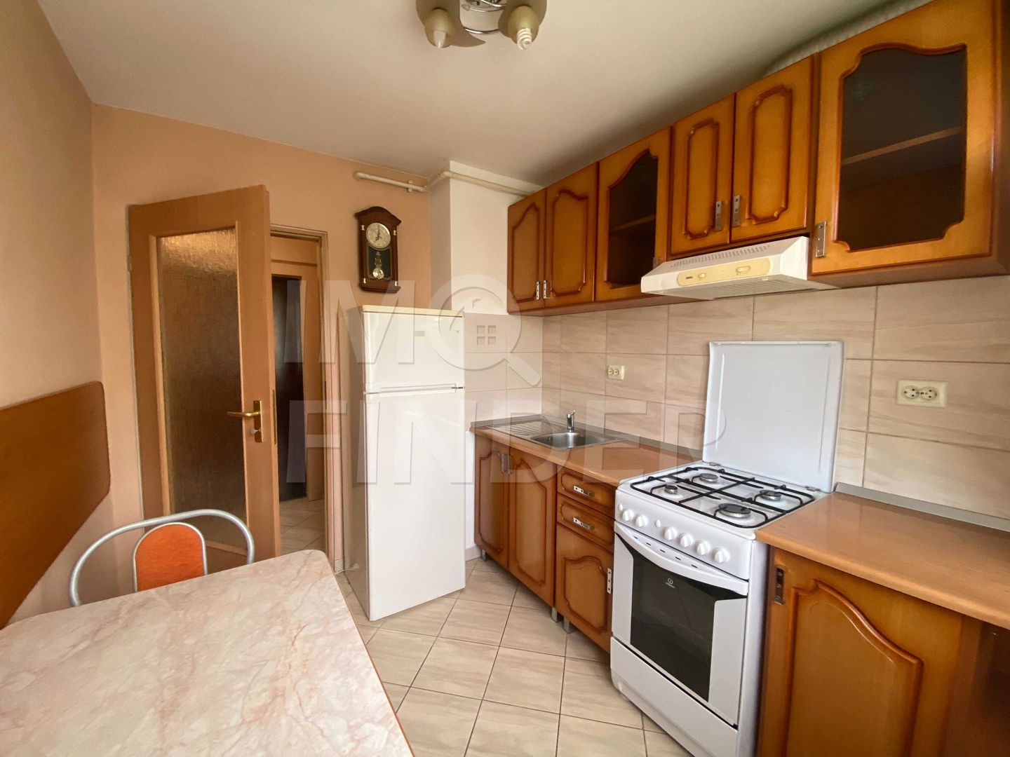 Apartament Finisat et 1 cu Parcare Subterana Zona FSEGA - Poză 3