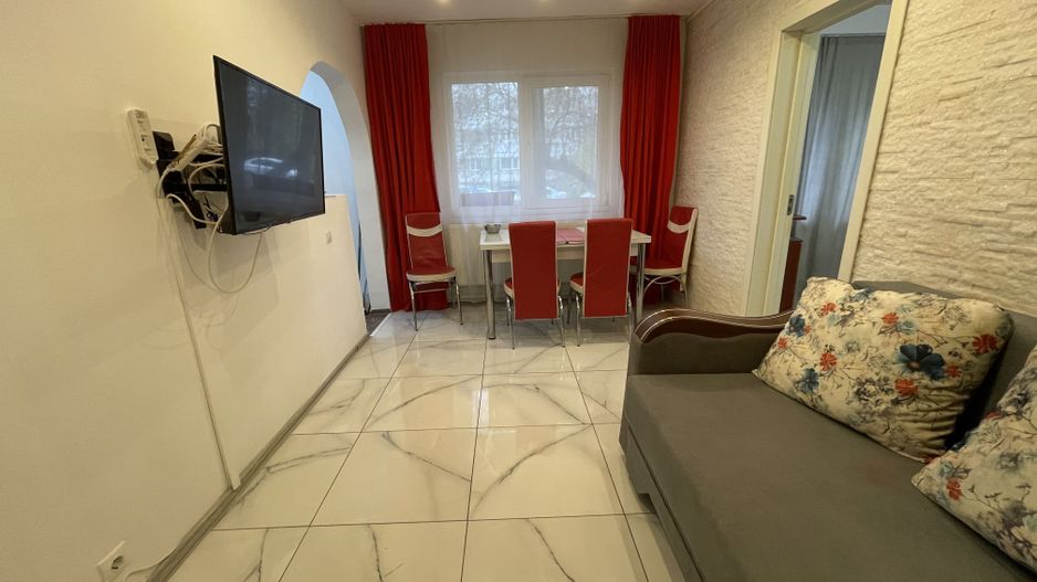 Apartament cu doua camere in zona Gh.Lazar - Poză 1