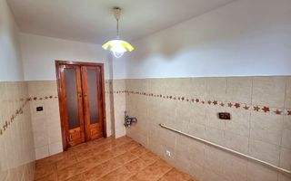 2 camere, 57 mp., Calea Martirilor, et.5/10, lift, termoizolație - Poză 5