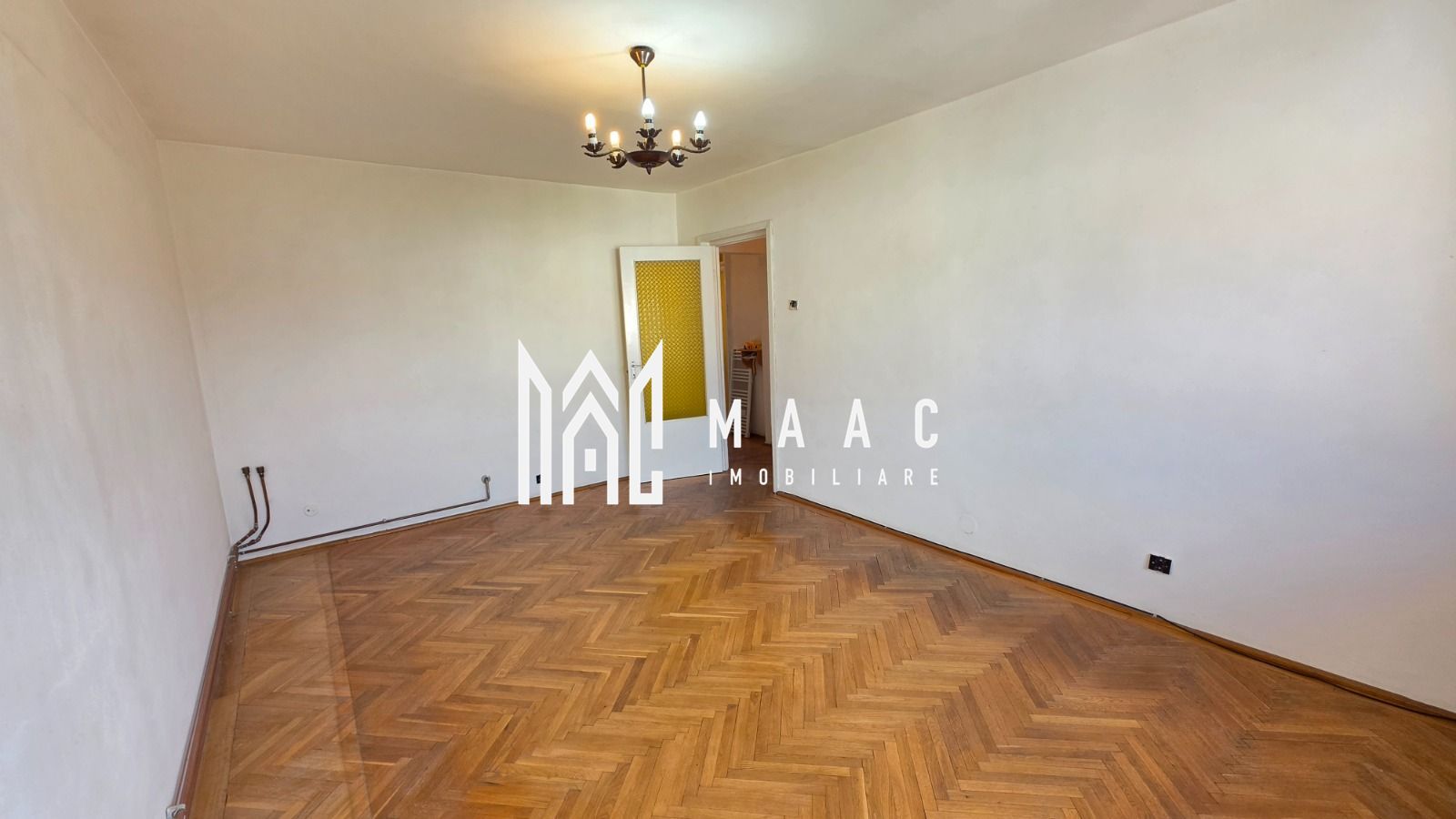 Apartament de vanzare Sibiu 3 camere decomandat | Strand | 2 bai, 2 balcoane - Poză 2