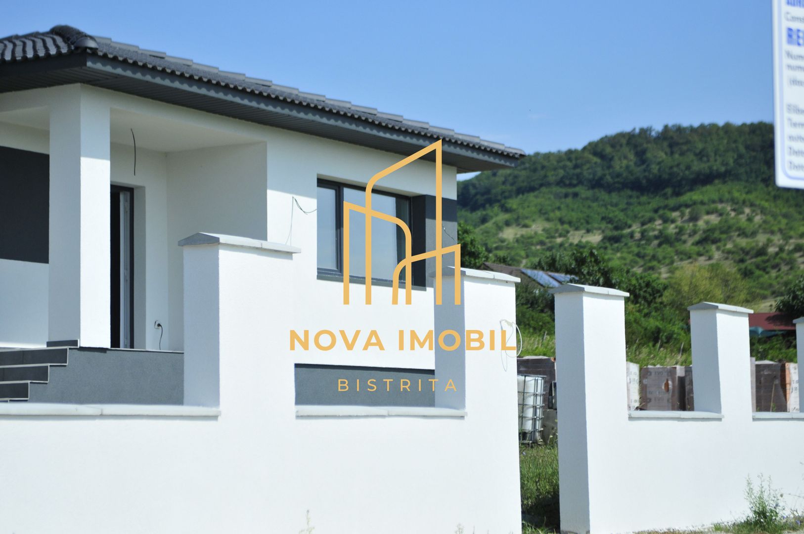 Case la cheie in Viisoara cu o panorama superba - Poză 21