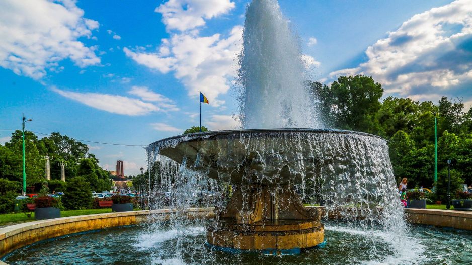 Vânzare Casă 2 Camere || Bulevardul Mărășești Nr. 11 || Lângă Parcul Carol - Poză 1