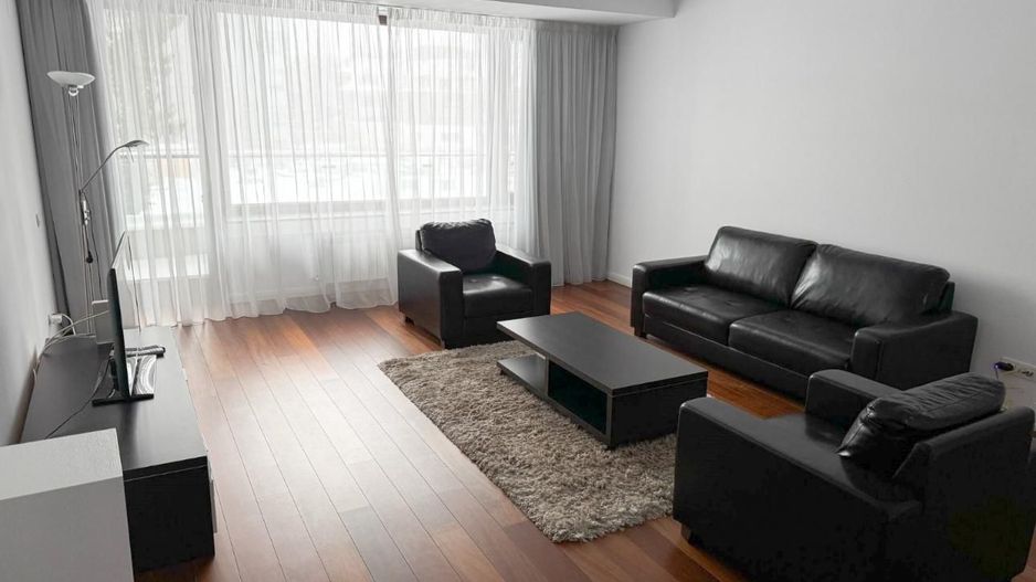 Eleganță Panoramică la Kiseleff – Apartament Luxos cu 3 Camere și Vederi Urbane - Poză 2