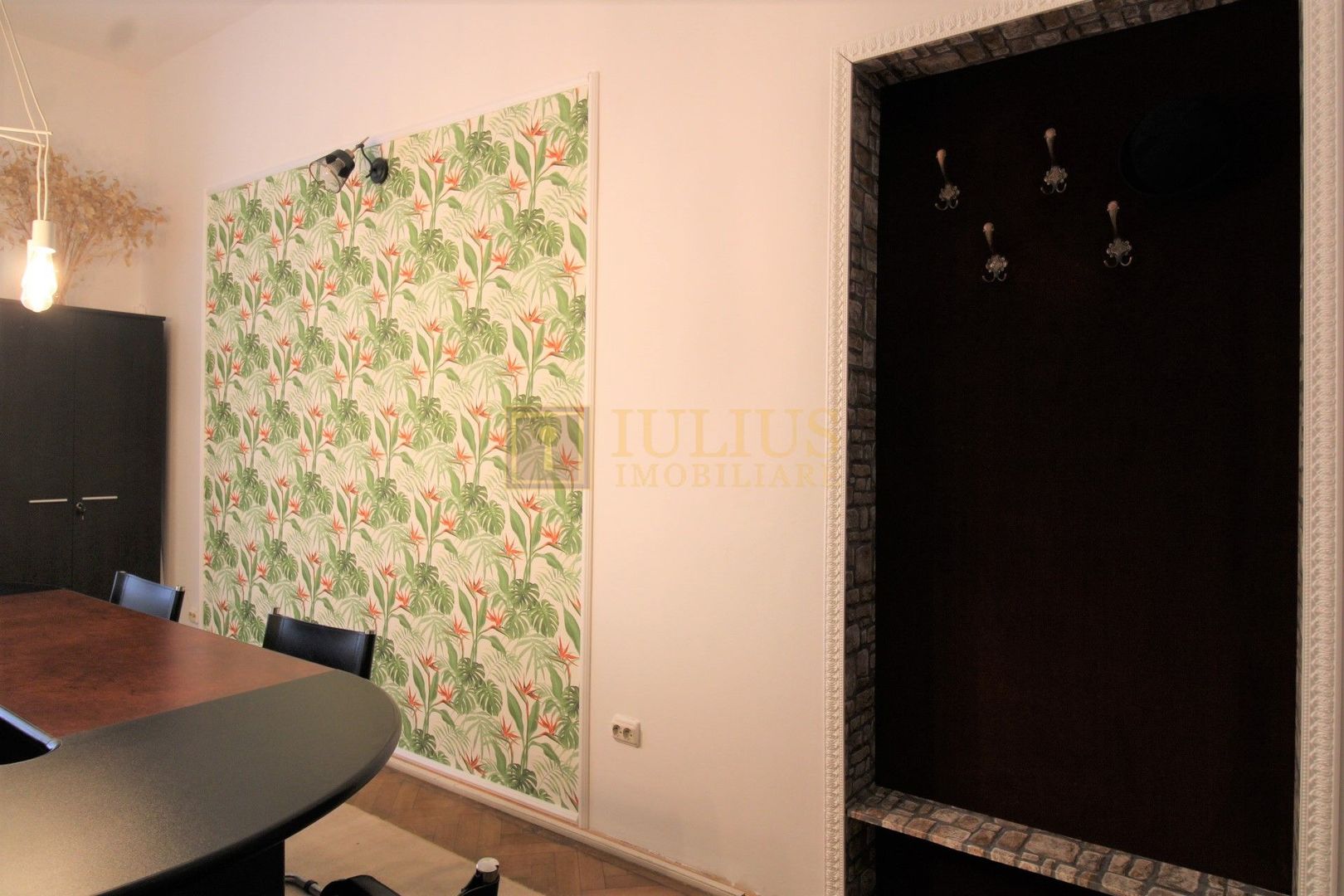 Birou la parter, zona Louis Turcanu - ultracentral. - Poză 4