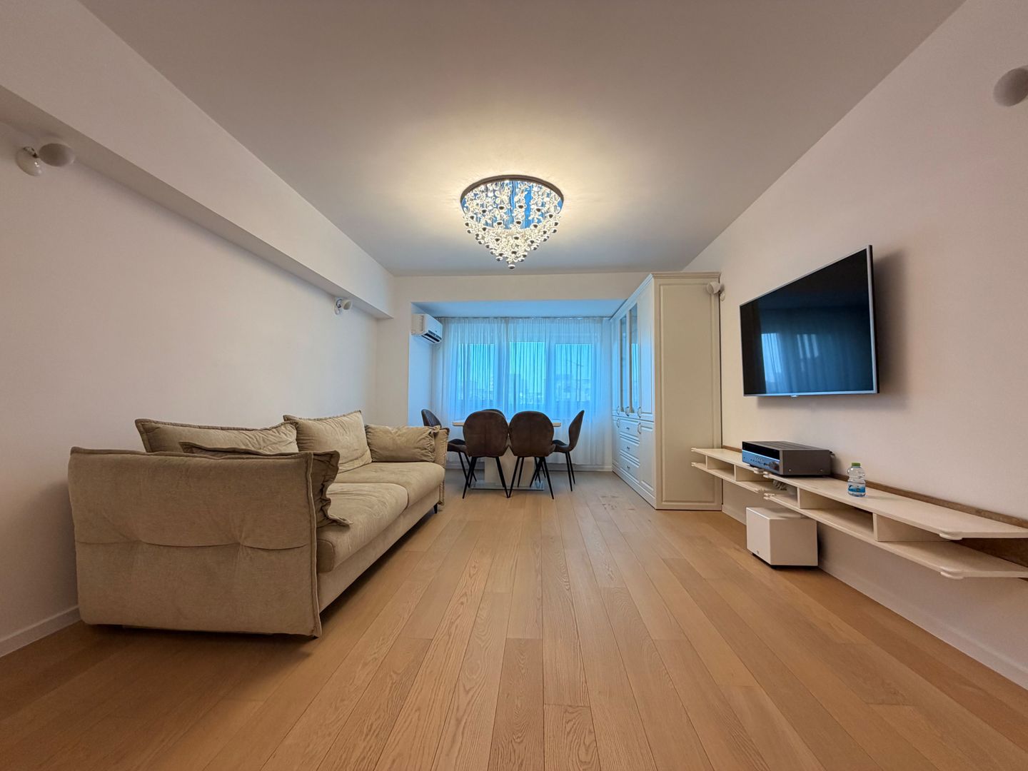 APARTAMENT 4 CAMERE | CENTRALA PROPRIE | RENOVAT COMPLET - Poză 1