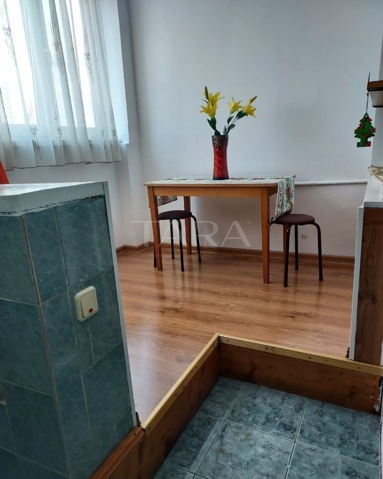 Garsonieră de vânzare în Cluj-Napoca, zona Mănăștur, Piața Flora - Poză 1