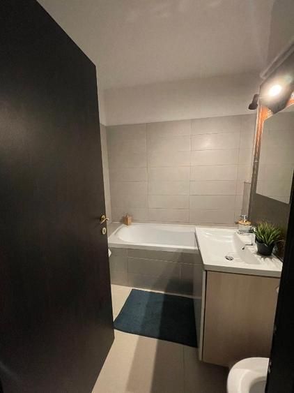 Apartament 2 camere decomandat, 5 min de metrou si de Parcul Tineretului - Poză 13