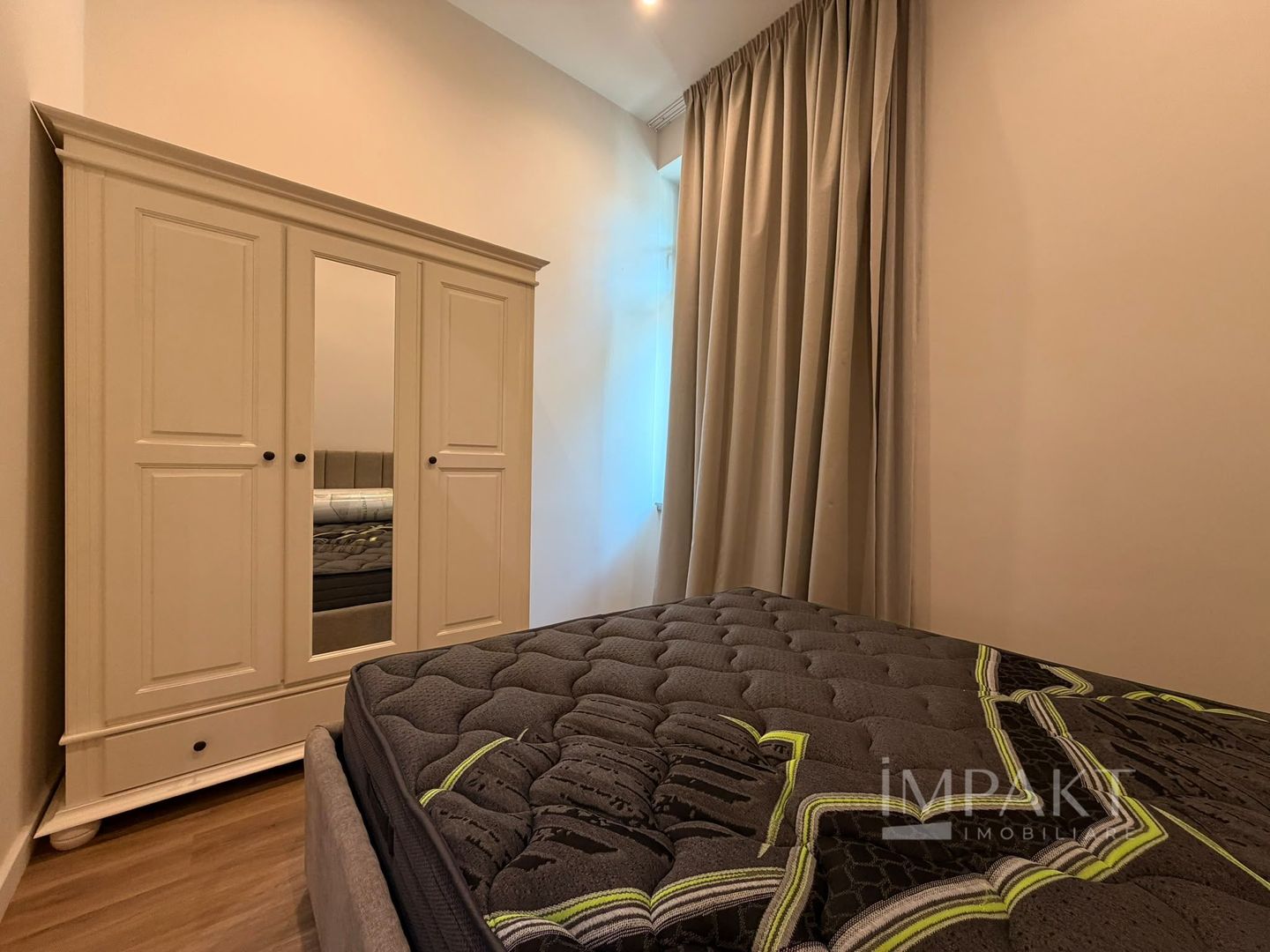 Apartament lux, lângă Casa de Cultură a Studenților! - Poză 5