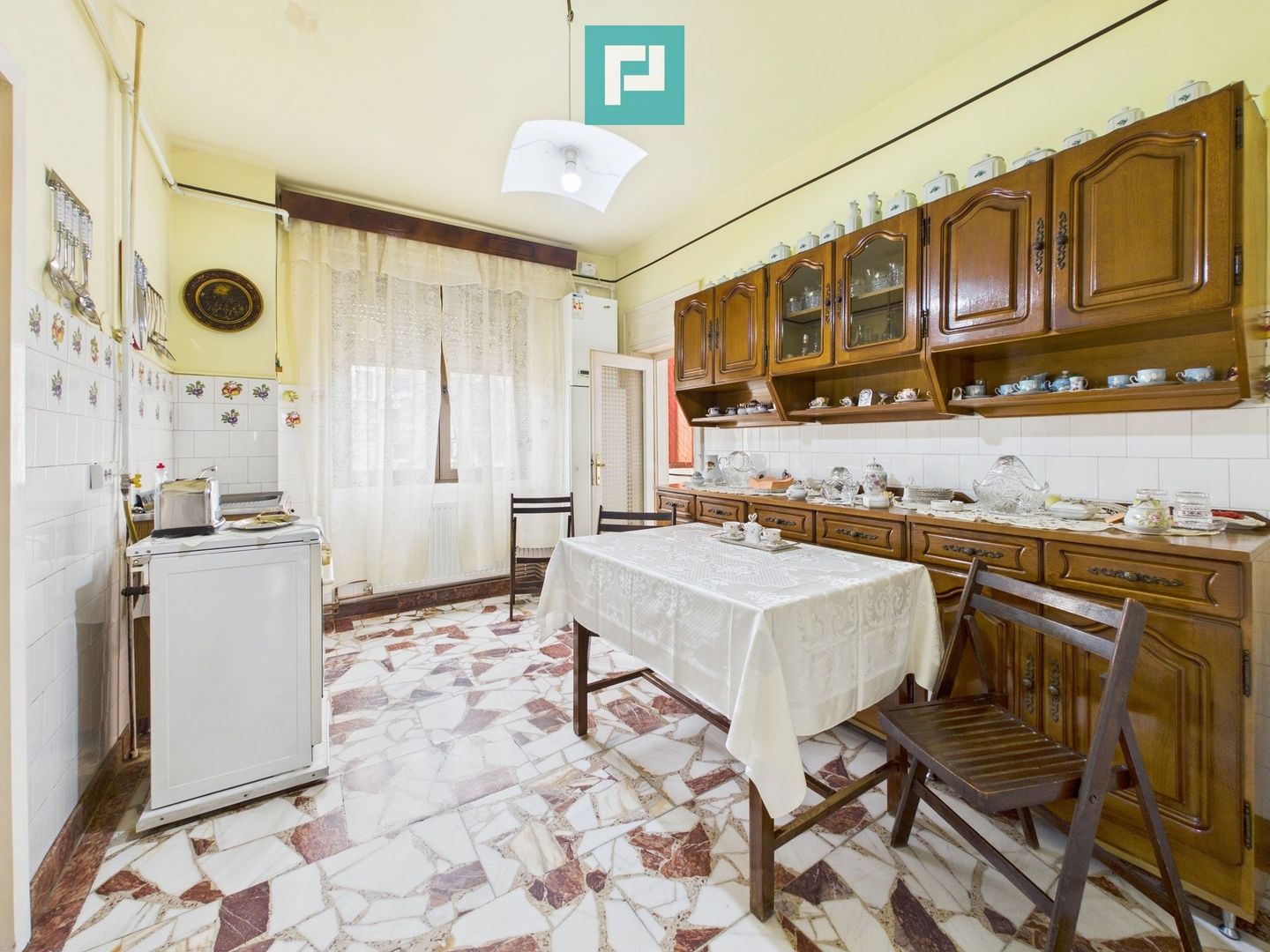 Apartament unic cu 4 camere în Centrul Aradului - Poză 5